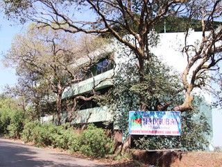Hotel Madhuban Mahabaleshwar Bagian luar foto
