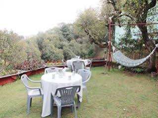 Hotel Madhuban Mahabaleshwar Bagian luar foto